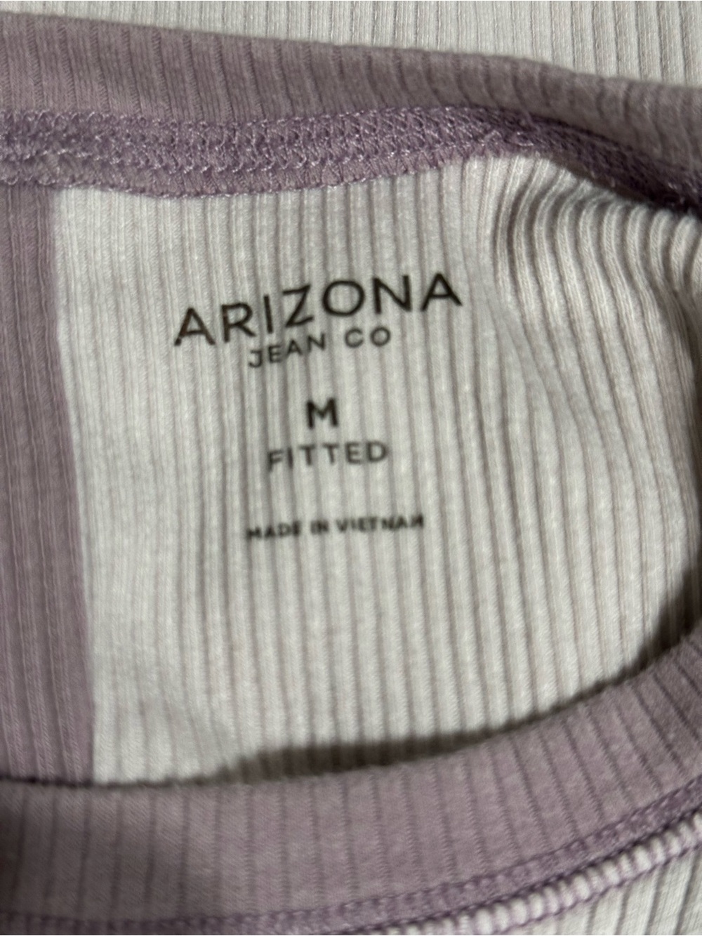 Arizona Jean Company Two-Tone Mauve & Light Mauve Butterfly Ribbed Crop Tee - Picture 2 of 5